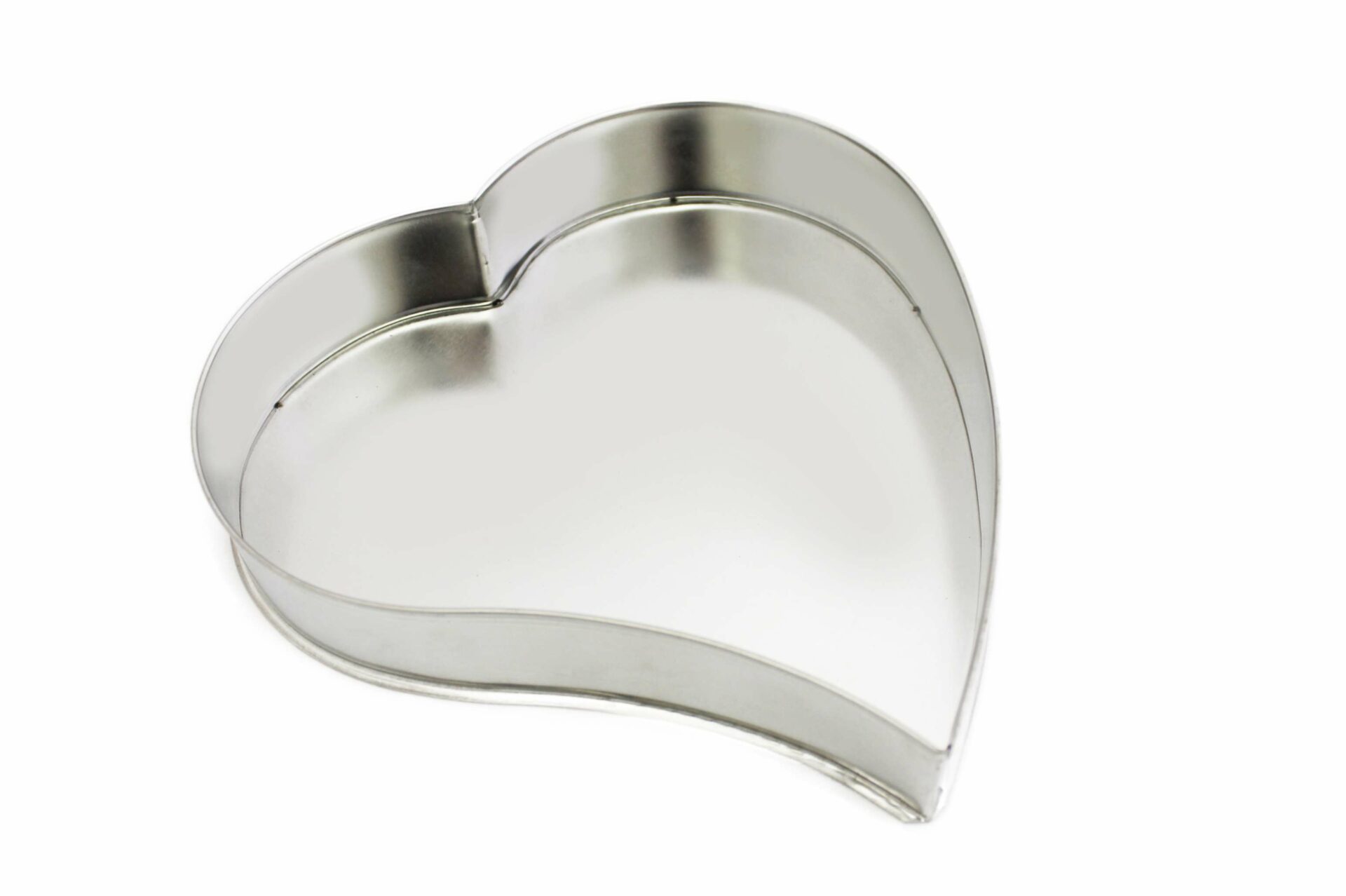 Tin mould curved heart shaped Calder